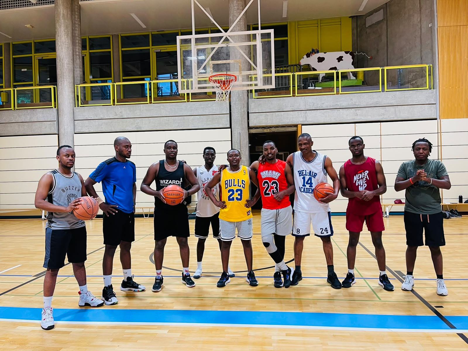LES PREMIERS ENTRAINEMENTS EN SALLE